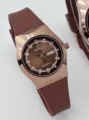 Reloj de cuarzo GALAXY correa silicona marrón bisel estrás caja oro rosa y calendario. - Estilo Femenino Café