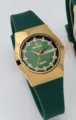 Reloj de cuarzo GALAXY, esfera verde, caja dorada, correa de silicona verde, doble calendario. - Esfera Verde Correa Verde Mujer