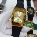 Luxe gouden quartz horloge met zwarte siliconen band, modieus waterdicht paar horloge. - Brazilië Goud Wijzerplaat-Zwart Band Heren