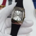 Luxe GALAXY quartz horloge met zwarte siliconen band, zilveren wijzerplaat en datumweergave voor koppel. - Zilveren Kast-Witte Wijzerplaat Zwart Band Dames