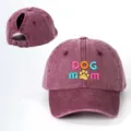 Verstellbare Vintage Baseballcap mit Pferdeschwanz-Öffnung und bunter Dog Mom Stickerei. - Verstellbar / Burgunderrot
