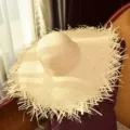 Große Krempe ausgefranster Bast Strohhut Damen Sommer Strand Sonnenschutz Reise Sonnenhut - M (56-58cm) / Kuppel Einfacher Raffia Strohhut
