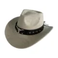 Détail de chapeau de cow-boy western en daim gris, bande en cuir noir avec tête de taureau. - M (56-58cm) / Gris