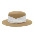 Franse platte strohoed met elegante witte kanten strik voor zomerse vakanties en strandreizen. - M (56-58cm) / Geplooide Kant Lint + Khaki Platte Top Strohoed