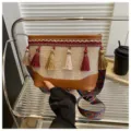 Sac à bandoulière en toile style ethnique avec pampilles, sac rétro pour femme. - Marron