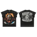 Camiseta streetwear de manga corta unisex con gráfico de monstruo y estampado en la espalda. - S / Negro