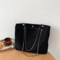 Sac cabas en velours côtelé noir pour femmes, grand sac bandoulière vintage à chaîne, style. - Noir