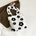Sac cabas fourré en peluche pour femme motif fleurs noir et blanc grand sac à épaule - Fleur Blanc