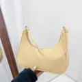Sac a main sous les bras en nylon jaune, sac bandouliere croissant casual pour femme. - Sangle Jaune