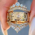Exquisito juego de anillos apilables de sol y luna dorados estilo vintage corona - Talla 6 / Dorado