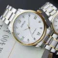 DINUO Zweifarbige Edelstahl Quarz Paar Uhr mit Weissem Zifferblatt und Roemischen Ziffern - Kein Kalender Weiß Zifferblatt Bi-Color Band Herren