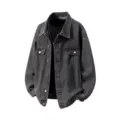 Herren Oversize Washed Black Denim Jacke mit Brusttaschen, lässiger Retro Jeansmantel. - M / Denim Grau