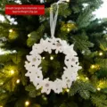 White acrylic Christmas wreath ornament with glitter, 11cm diameter hanging pendant for tree. - Wreath Style