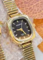 Gouden vierkante quartz dameshorloge met metalen stretchband en elegante donkere wijzerplaat - Goud Zwarte Wijzerplaat