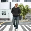 Sweat à capuche zippé noir pour homme, avec cordon de serrage et poches, parfait pour l'automne. - S / Noir