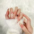 Uñas postizas hechas a mano con estampado de leopardo, base rosa nude, pan de oro y flores 3D. - XS / Óvalo Largo 30mm con Kit de Herramientas