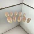 Uñas postizas cortas hechas a mano degradado rosa nude elegante juego de manicura reutilizable - Estilo 056 Uñas Postizas