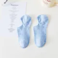 Calcetines bajos azul claro para mujer, calcetines de verano de algodón con motas de colores. - Talla única / Azul claro