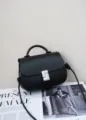 Borsa a mano in pelle nera, elegante borsa a spalla con chiusura in metallo, borsa versatile. - 21*7*15cm / Nero