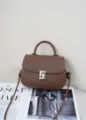 Borsa a tracolla marrone in vera pelle, elegante borsa da donna con fibbia argentata. - 21*7*15cm / Caffè