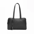 Schwarze Ledertasche, klassische Boston Umhängetasche für Damen, elegante Alltagstasche. - Schwarz