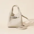 Sac seau en cuir véritable avec poignée et bandoulière, sac à main élégant pour le quotidien. - 22.5*14*19.5cm / Blanc