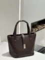 Genuine leather bucket bag for women, stylish brown tote bag with top handle and crossbody strap. - 19*16*21cm / Chocolate
