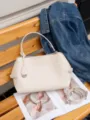 Genuine leather shoulder bag, chic cream white office commuting handbag, large capacity chic. - Off White
