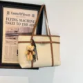 Vintage contrast color shoulder tote bag with cute bear pendant for daily fashion use. - With Pendant / White