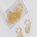 Gold cute cat shaped metal paper clips set with clear plastic storage box for office stationery. - Style A / Gold