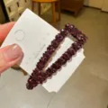 Barrette à cheveux en cristal violet foncé avec strass brillants, pince latérale élégante. - Fuchsia