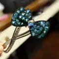 Élégante pince à cheveux nœud ornée de cristaux sombres scintillants pour femmes. - Vert foncé