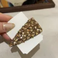 Élégante pince à cheveux triangle en strass dorés, clip latéral scintillant pour look chic. - Triangle - Champagne