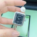 Exquisite Damenuhr mit quadratischem Zifferblatt, funkelnden Steinen und Perlenarmband. - Quadrat-Silber Schwarzes Zifferblatt