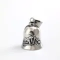 Pendentif cloche de moto en acier inoxydable rétro pour hommes bijoux de motard - Cloche à Relief Moteur en V (06807)