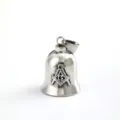Pendentif cloche de moto en acier inoxydable vintage avec design masonic, ton argent. - Cloche Symbole de la Franc-Maçonnerie (06809)