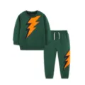 Grüner Kinder Trainingsanzug Set mit orangefarbenem Blitz Print Sweatshirt und Hose. - Oben Und Unten / 3Y(100)