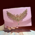 Rosa Luxus Strass Abendtasche mit Kristallflügel Dekoration, elegante Kette Umhängetasche. - Rosa