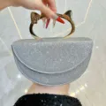 Sac de soirée pailleté argenté avec poignée chat dorée, élégant sac boîte tendance. - Argent
