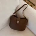 Korean minimalist brown leather shoulder bag for women, chic casual crossbody bag daily. - Brown No Pendant