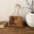 Retro matte schoudertas vrouwen casual mode handtas vintage design stijlvolle tas dagelijks. - Met Hanger / L / Bruin