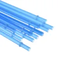 Gedetailleerd overzicht van blauw plastic rietje, duurzaam PP hard rietje met ring. - Donkerblauw 12 Stuks + 1 Borstel