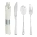 Set di posate usa e getta in plastica con glitter argentati coltello cucchiaio tovagliolo. - Trasparente Argento Brillante