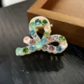 Pequeña pinza para el pelo con diamantes de imitación y cristales coloridos para peinados elegantes. - Verde