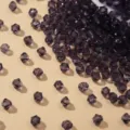 Σκούρο μωβ κρυστάλλινες χάντρες bicone για DIY κατασκευή χειροποίητων κοσμημάτων - 3mm (Περίπου 720 Τεμ) / Βιολετί