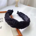 Diadema de punto negro para mujer, banda de pelo ancha de lana retro, accesorio de invierno chic. - Negro