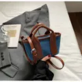 Sac bandoulière mini en denim contrasté, sac à main vintage élégant en toile pour femmes. - Bleu
