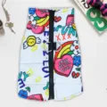 Chaleco de invierno para mascotas con estampado de graffiti colorido y cremallera para perros. - S / Ángel Blanco