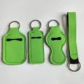 Set de soporte para botella de desinfectante de neopreno con llavero y estuche labial. - Set de 4 Piezas Verde Fruta