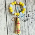 Buntes Silikon Perlen Schlüsselanhänger Armband mit Holzperle und PU Leder Quaste - Stil 2